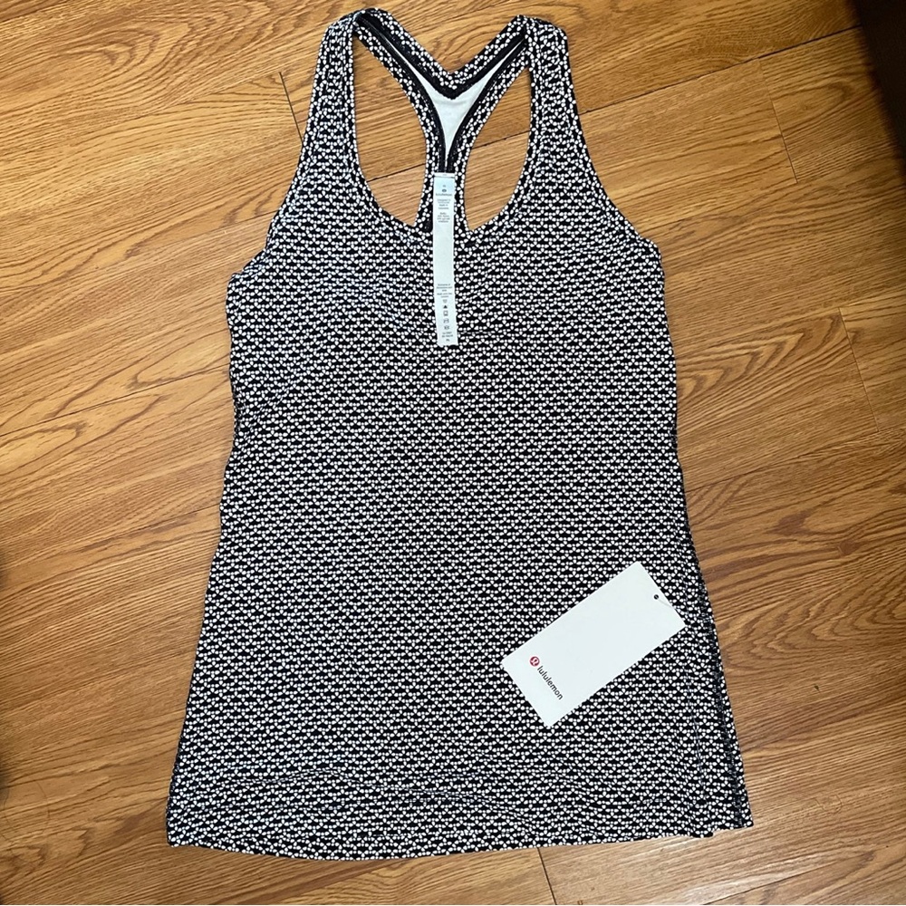 NWT Lululemon Cool Racerback II Size 8